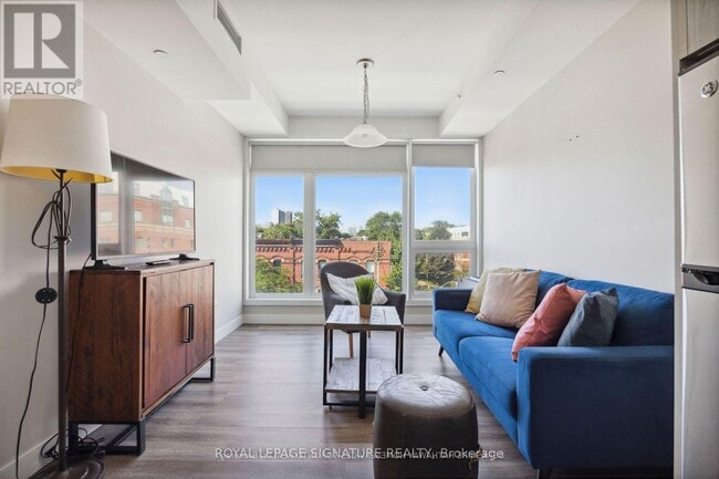 Photo - 335 College St Unité 406