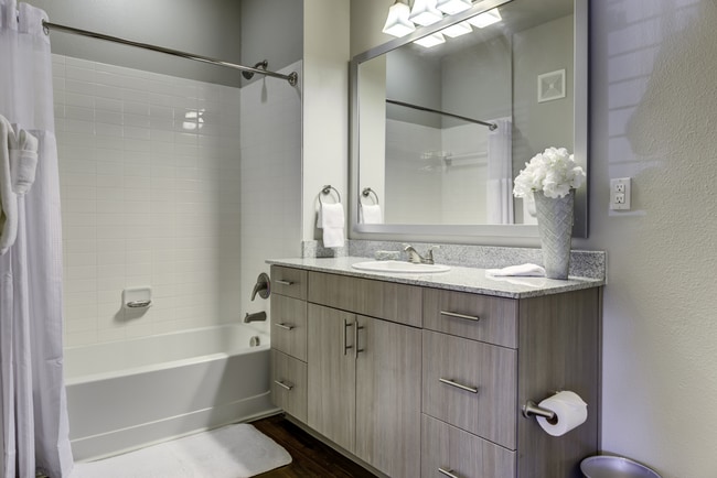 The Oak Bath pic 2.jpg