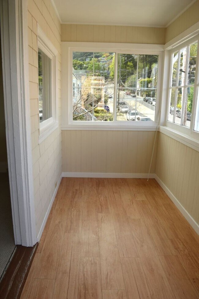 Photo - Charming & Bright Unit in Sausalito Banana Belt! Unit 1