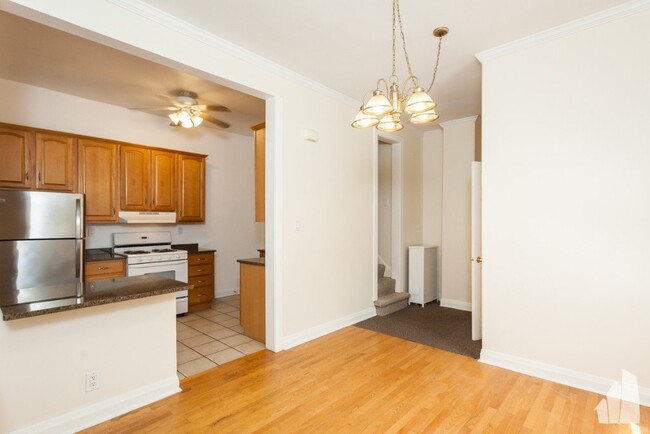 2323 West Montana Street, Chicago, IL 6064... - 2323 West Montana Street, Chicago, IL 6064... House