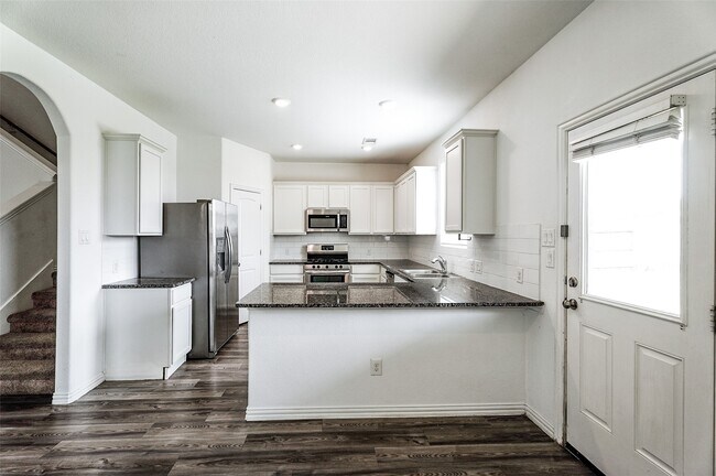 Photo - 9011 Beacon Mill Dr