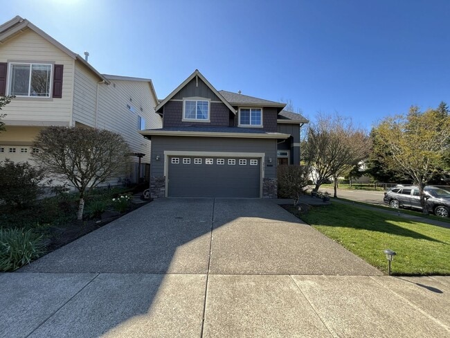 Photo - Beautiful 5 Bedroom Home + Office with Grand Entry, Gourmet Kitchen & Private Backyard