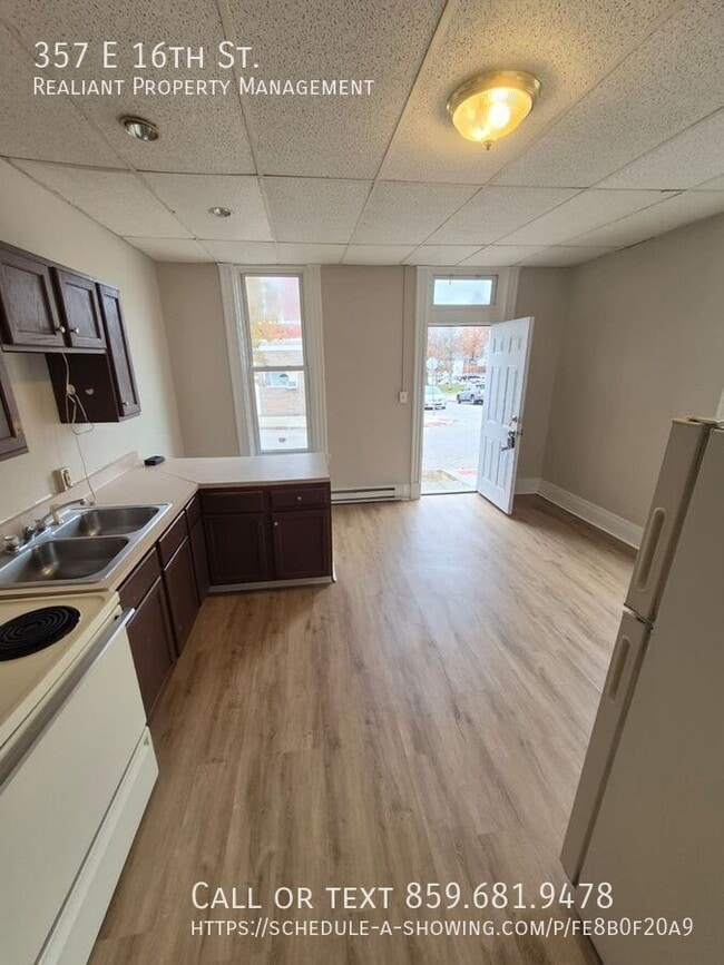 Photo - 357 E 16th St