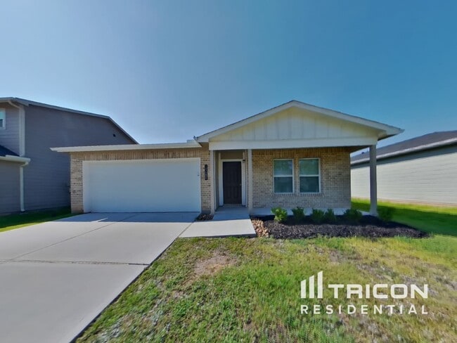 Building Photo - 15680 Del Norte Dr Rental