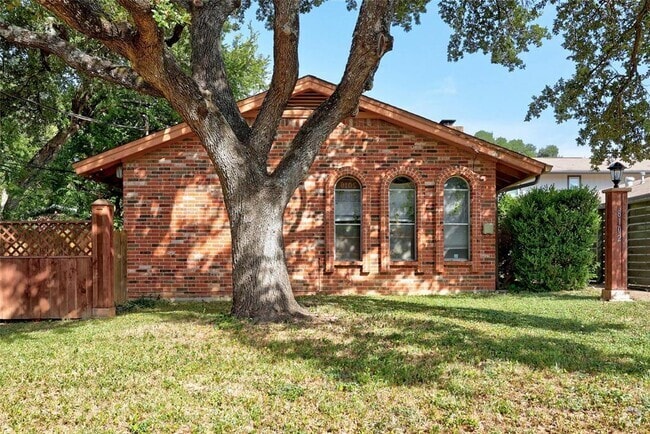 Building Photo - 8102 Ceberry Dr Rental