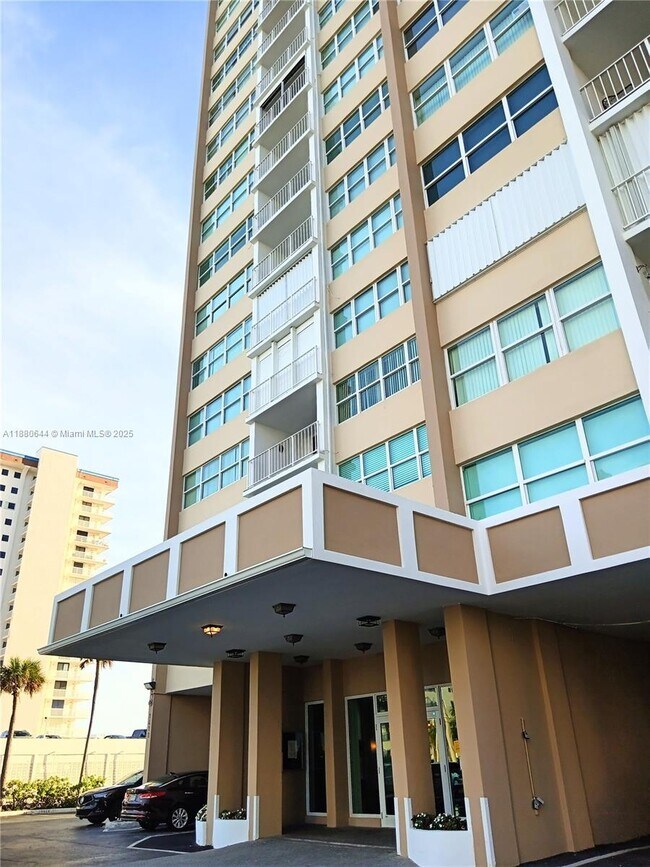Photo - 1410 S Ocean Dr Unit 1208