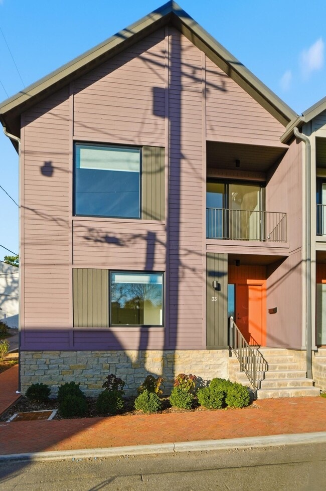 Photo - 33 N Blacksmith Ln