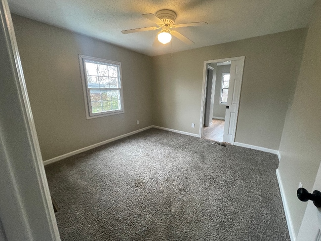 Photo - 109 Reaves Cove Rd