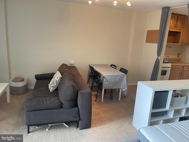 Photo - 950 25th St NW Unit 313-N