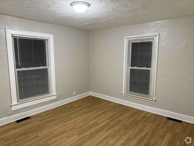 Building Photo - 1614 Mack Ave Rental