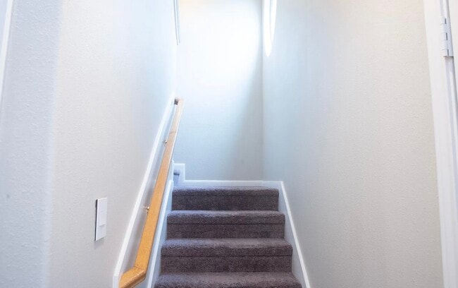 Photo - 2237 Naomi St