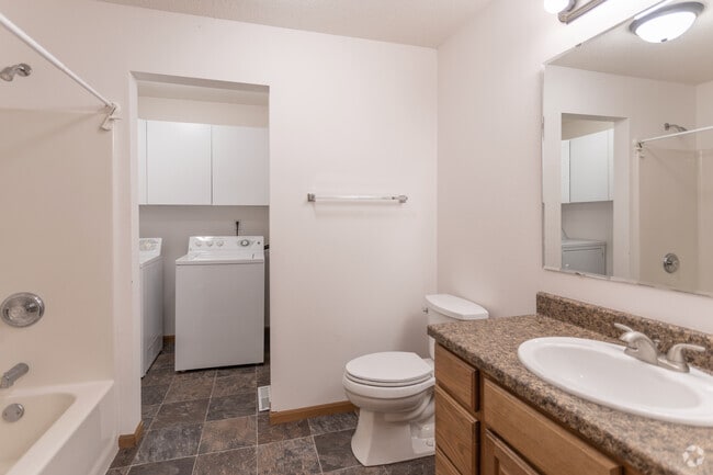 2BR, 2.5BA - 1,560 - 1,856SF