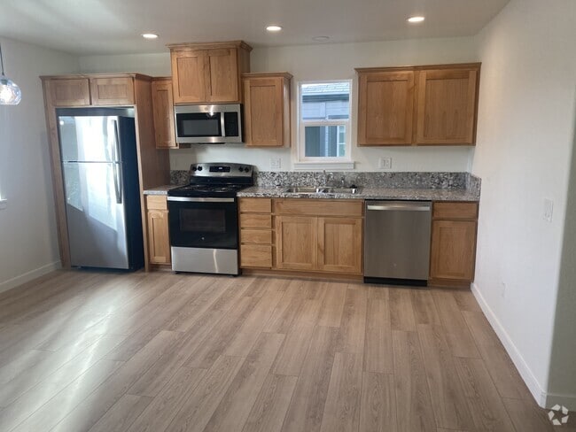 Building Photo - 1316 NE 7th St Rental