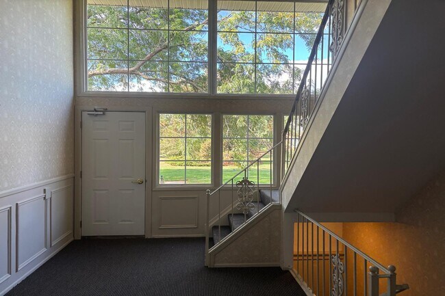 Photo - 689 E Fox Hills Dr Unit 65