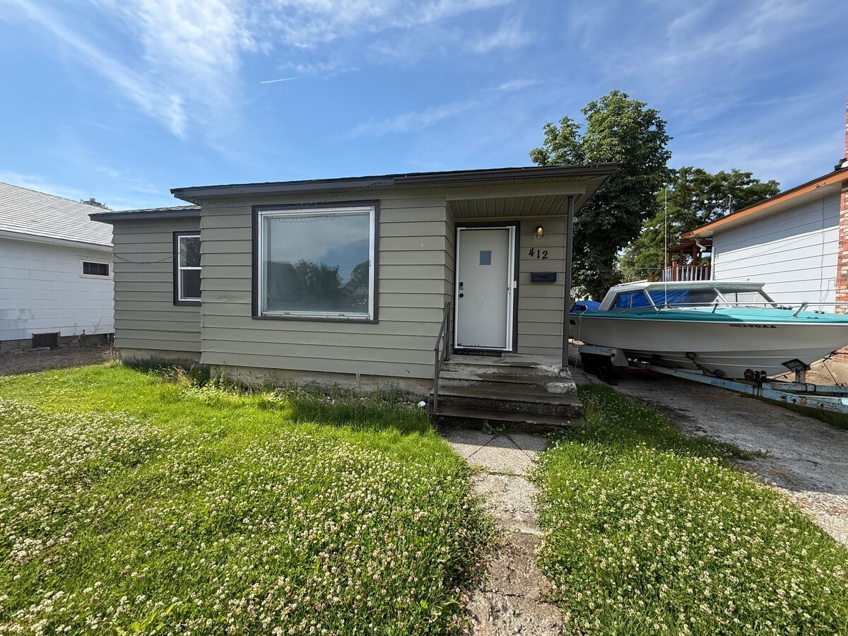 Photo - 412 E Lacrosse Ave