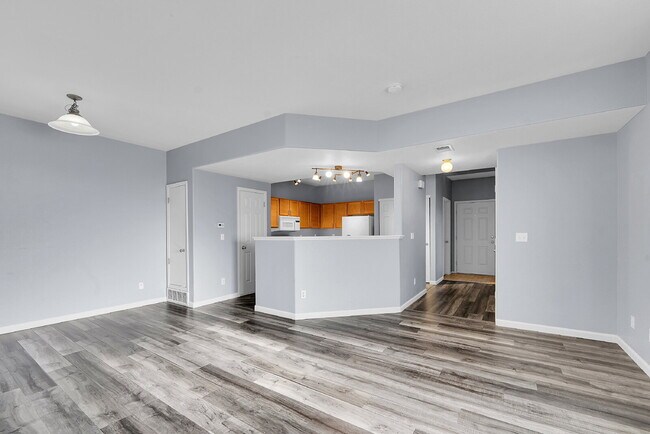 Photo - $1,975.00 - 2 Bedrooms, 2.5 Bathrooms, Tow... Unidad 1