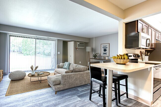 Western Pines Apartments