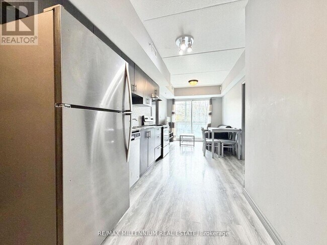 Photo - 275 Larch St Unit F210