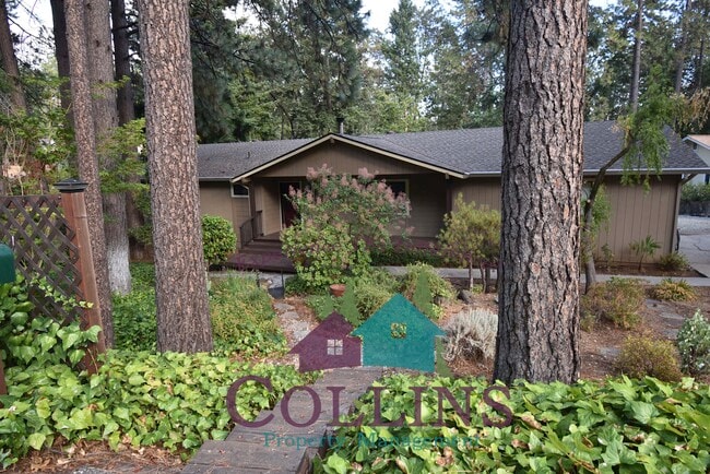 Building Photo - 10959 Henson Way Rental