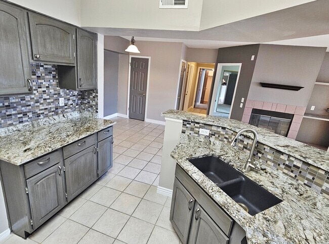Building Photo - 780 Copper Ln Unit 107 Rental