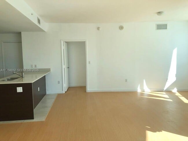 Photo - 1900 N Bayshore Dr Unit 1619