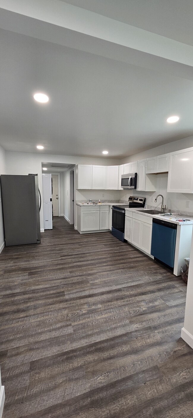 Building Photo - 112 McGinley St Rental
