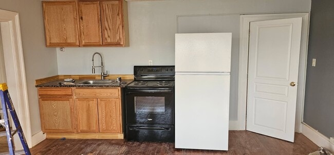 Photo - 204 Main St Unit 4F