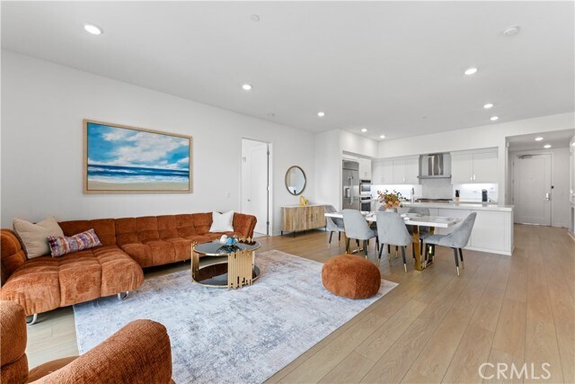 2602 Rivington