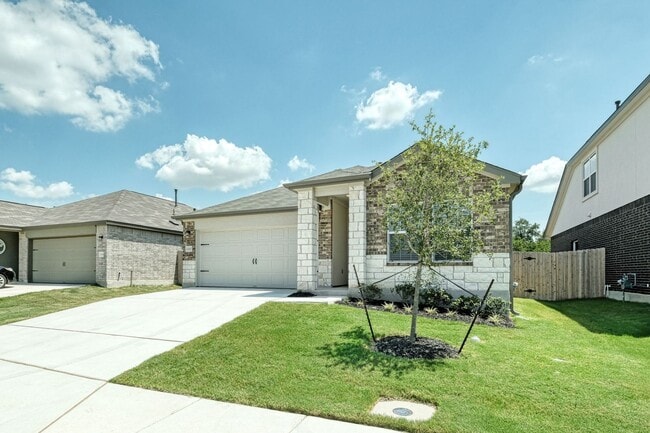 Building Photo - 1300 Acorn Oak Dr Rental