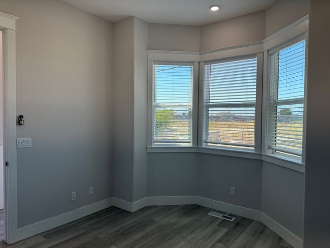 Photo - Gorgeous updated 2 bedroom available now!