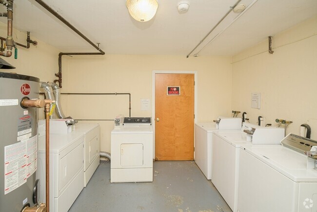 Building Photo - 22 Branchfield St Unit D3 Rental