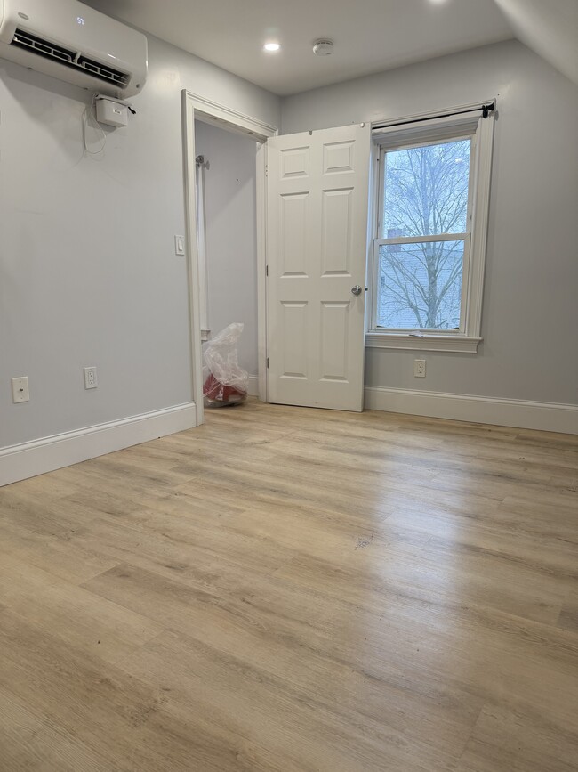 Photo - 12 Chestnut Ave