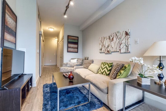 Building Photo - 3333 Harry Hines Blvd Rental