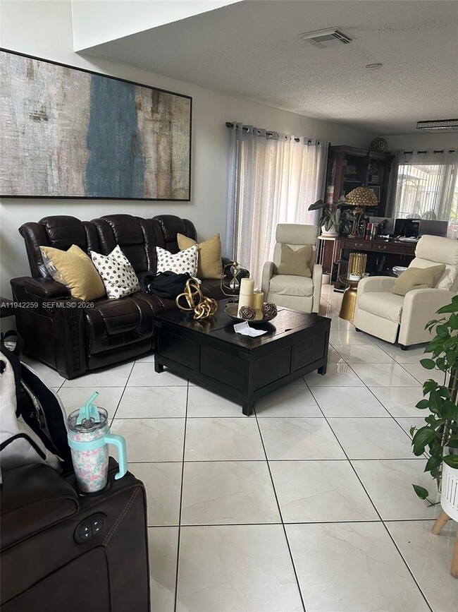 Photo - 300 SW 100th Ave