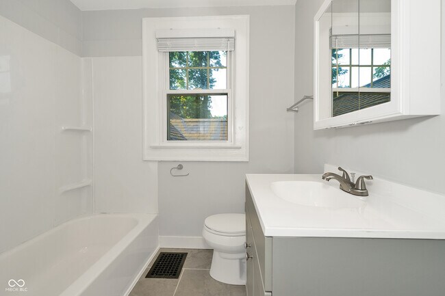 Photo - 3343 Carrollton Ave