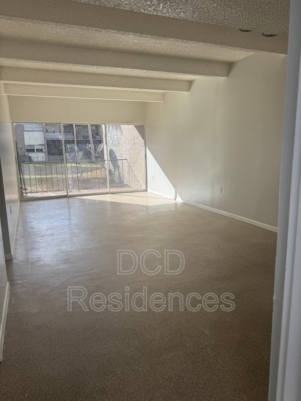 Building Photo - 5514 Wood Forest Dr Unit 107