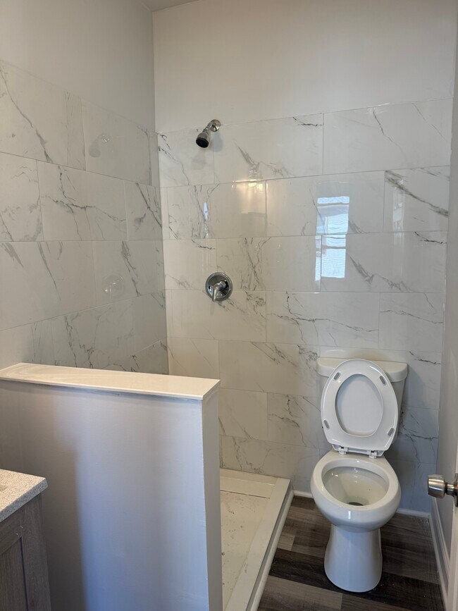 1301 W Greenfield Ave Unit D