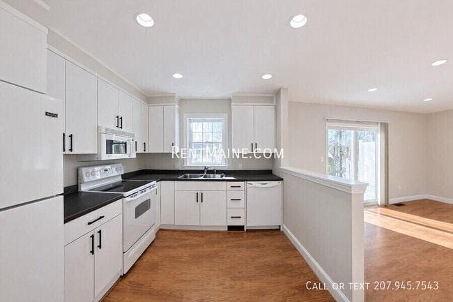 Photo - 33 Burleigh Rd Unit 33