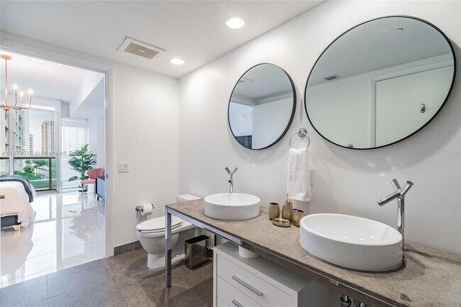 Photo - 485 Brickell Ave Unit 1601