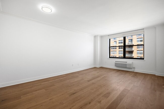 Photo - 2 Constitution Ct Unit 1001