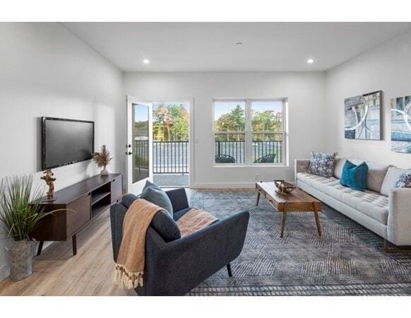 Photo - 635 Main St Unit 313