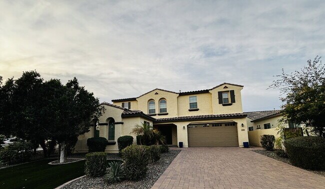 Photo - 2565 E Ebony Dr