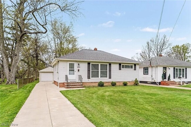 Building Photo - Beautiful Updated Home