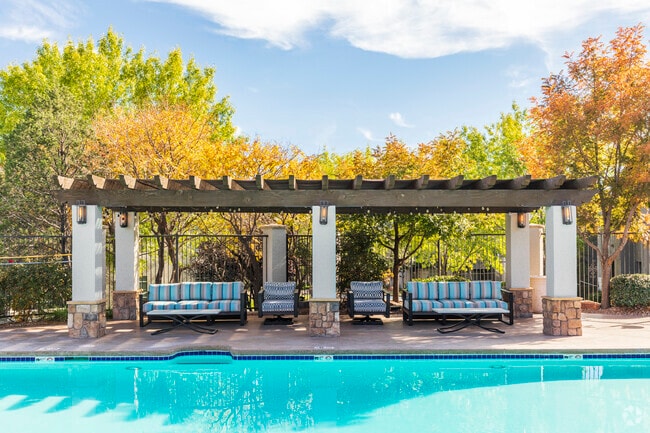 Eagle Ranch Apartments