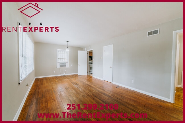 Photo - 470 Summerville St