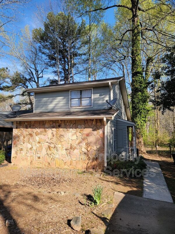 Building Photo - 890 Ohara Dr