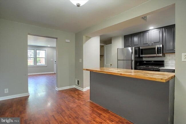 Photo - 3117 N 6th St
