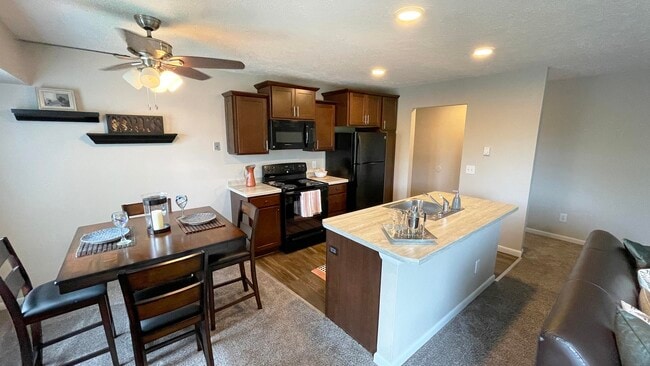 Photo - Woodbrook Village Apartments