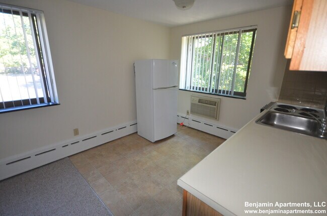 Photo - 5 Chester St Unit 27