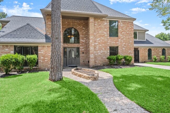Building Photo - 17627 Macrantha Dr Rental